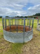 Cattle round bale feeder