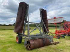 Flexicoil 6.2m hydraulic folding cambridge rolls