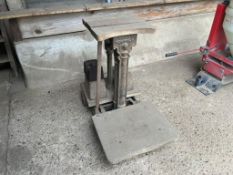 F Thorns of Norwich Weigh Scales - (Norfolk)