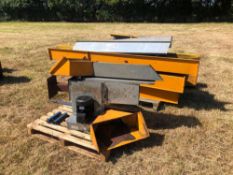 Farmers Friends conveyor (circa 63ft)