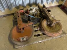 Quantity Browns points, depth wheels, brackets etc
