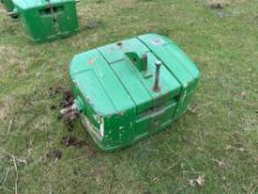 John Deere 900kg front weight block
