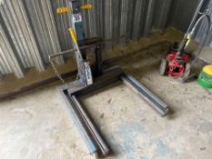 Weber wheel changing trolley