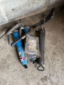 Quantity grease guns