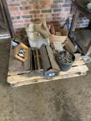 Quantity nuts and bolts