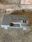 Electric screwdriver, battery powered, single phase