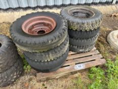 Quantity misc. Land Rover wheels and tyres