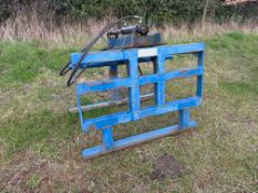 Albutt square bale grab (no brackets)