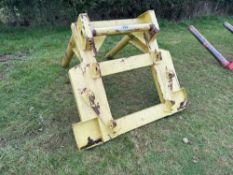 Big bag lifter with Manitou and Euro 8 attachments
