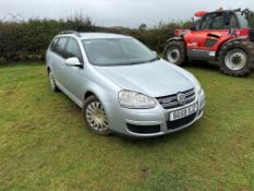 2009 Volkswagen Golf Estate BlueMotion, diesel car, silver, manual gearbox with air-conditioning and