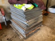 Portable wooden dance floor