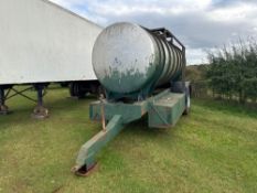 9,000l stainless steel water bowser with storage boxes, single axle on 385/65R22.5 wheels and tyres