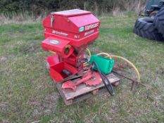 Opico Variocast 8 air seeder