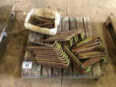 Quantity Dowdeswell power harrow spares