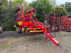2018 Vaderstad Carrier CR925 9.25m hydraulic folding cultivator with twin row of discs, levelling pa