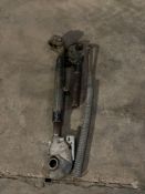 1 No top link & lower link arm spring