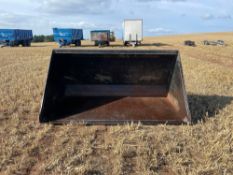 Albutt 7.6ft grain bucket on JCB Q-fit brackets