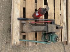 2No bottle jacks and trolley jack