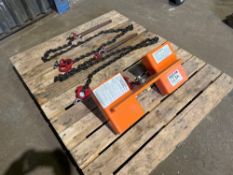 Tine mounted lifting frame with concrete panel lifting adaptor