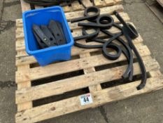 Quantity pig tail tines and points