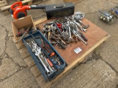 Quantity various workshop tools