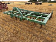 12ft fixed heavy duty pig tail cultivator with rear packer, linkage mounted