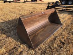 Tuff general purpose bucket with Q-fit attachments