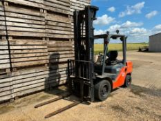 2010 Toyota Tonero 30 3t diesel forklift. Hours: 2,117. NB: Manual in the office.