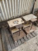 2No Sets balance scales