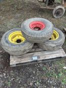 3No implement/trailer wheels