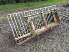 Root bucket with pin and cone attachments