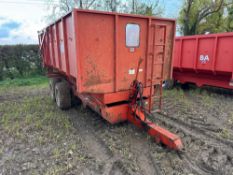 1983 Barry Ayton 8t twin axle high tip trailer with auto tailgate on 12.5/80-15.3 wheels and tyres.