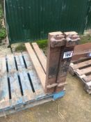 Pair pallet tines