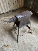 Workshop anvil on stand