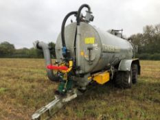 2015 Major Tandem 3500 twin axle 3,500gal vacuum tanker with side turbo fast filler, wide angle PTO,