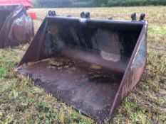 Strimech general purpose bucket with Volvo attachments