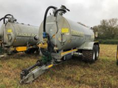 2016 Major Tandem 3500 twin axle 3,500gal vacuum tanker with side auto filler, wide angle PTO, sprun