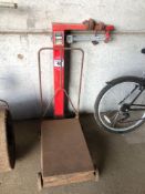 Avery 250kg 5CWT scales
