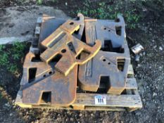 11No Renault wafer weights and 1No misc wafer weight