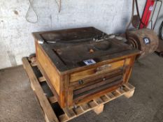 Large vintage egg incubator, 240v