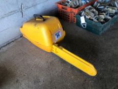 Stihl 025 chainsaw and case