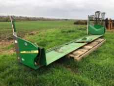 2012 John Deere 18ft Zurn Raps Profi JD600 extension header with twin side knives. Serial No: 12745.