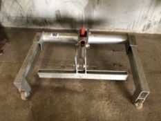 Aluminium hydraulic operated man hole cover remover