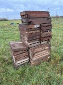 Quantity chitting trays