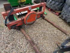 Browns bale squeeze on Sanderson brackets