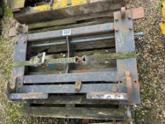 Homemade JCB Qfit to pin and cone conversion headstock