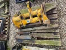 Manitou to JCB conversion headstock with backplate