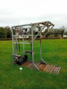 Wopa foot trimming crush