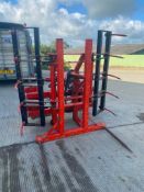 Browns bale grab on pin & cone brackets