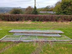 5no metal gates